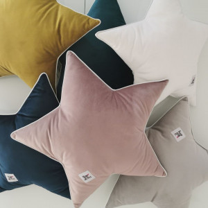 PERNUTA DECORATIVA VELVET STAR OCEAN DIN CATIFEA BA - Img 2