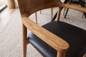 SCAUN BESTSELLER, KENNEDY, CU BRATE, REALIZAT DIN LEMN DE PIN SI PIELE ECO, CULOARE NATUR/NEAGRA - Img 11