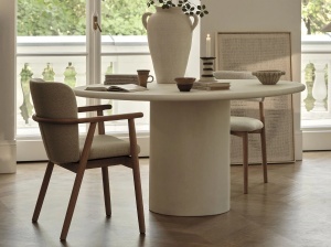 SCAUN DINING, RIA, DIN TEXTIL SI LEMN, BEJ/MARO, MICADONI, STIL MODERN - Img 7