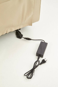 FOTOLIU CONFORTABIL PARADISE, CREM, TAPITERIE DIN PIELE ECOLOGICA, CU FUNCTIE DE RABATARE SI PORT USB, STIL MODERN - Img 5