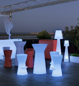 LAMPADAR EXTERIOR ILUMINAT CORFU 74 SOLAR STIL MODERN, CONFECTIONAT DIN POLIETILENA