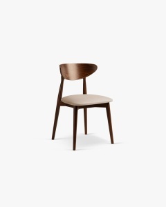 SCAUN DINING/BIROU LEON, BEJ MIGDALA, TAPITAT CU TAPITERIE DIN TEXTIL CATIFEA MAGIC VELVET SI LEMN MASIV, MICADONI