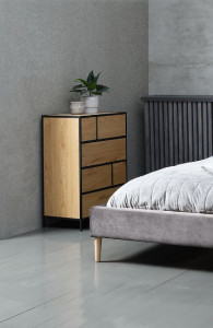 COMODA GEO K6, STEJAR/NEGRU MAT, DIN PLACA LAMINATA SI METAL, STIL MODERN, SIGNAL