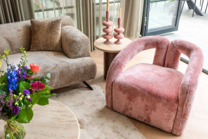 FOTOLIU CONFORTABIL DANA, ROZ, TAPITERIE CHENILLE, STIL MODERN, RICHMOND INTERIORS - Img 2