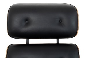 FOTOLIU DE RELAXARE DE LUX, ARTIM LOUNGE HM XL, REALIZAT PIELE NATURALA ITALIANA SI LEMN, CULOARE NEGRU/NUC, STIL EAMES - Img 5