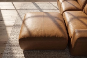 TABURET ELEGANT BIG GEORGE 95CM, REALIZAT DIN LEMN SI PIELE ECO, CULOARE MARO, INVICTA INTERIOR - Img 4