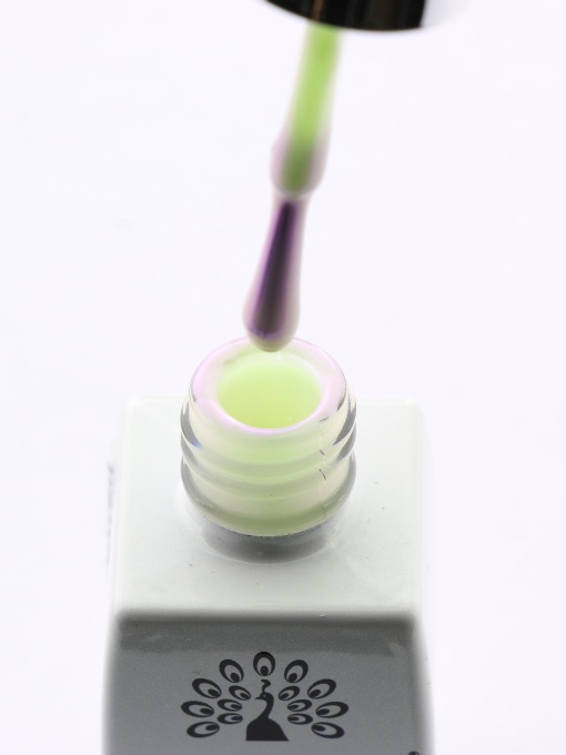 Oja semipermanenta Pearl 8 ml, 06