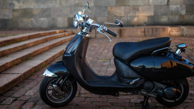 Iti trebuie permis pentru scuter electric? Reguli, conditii si informatii esentiale pentru soferi