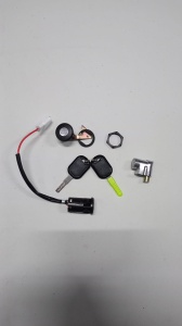 Contact cu cheie APM2 triciclu electric APM2