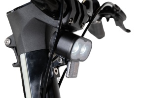 Trotinetă Electrică Voltarom Flare – Motor 600W, Baterie 48V 15Ah, Autonomie 60 km - Img 3