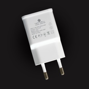 Домашнее зарядное устройство Teracell Ultra LP03 2A с кабелем Lightning для iPhone, белое - Img 3