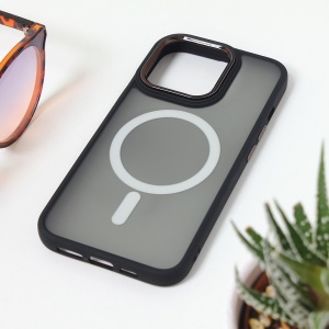 Чехол Magsafe цветной для iPhone 15 Pro 6.1 черный