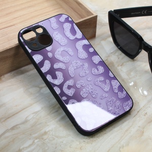Блестящий стеклянный чехол для iPhone 15 6.1 фиолетовый