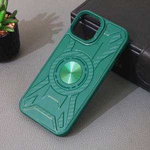 Чехол Combat для iPhone 15 6.1 зеленый