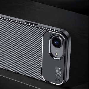 Torbica Defender Carbon za iPhone 16e 6.1 crna - Img 3