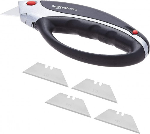 Cutit utilitar, retractabil, ergonomic, Amazon Basics, lama de blocare in 3 pozitii, 4 lame ascutite interschimbabile cu depozitare in maner