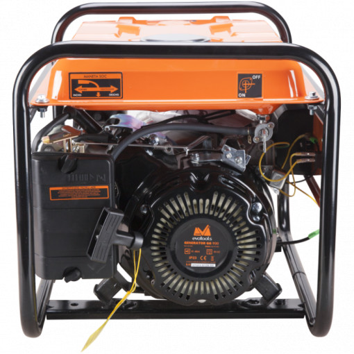 Generator curent electric Evotools EPTO GG900, 900 W, 2 CP, 4 timpi, priza 230 V, priza 12 V, regulator tensiune, benzina, autonomie 6h, 7 l rezervor