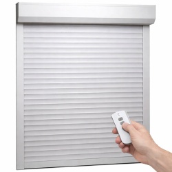 Rulou Exterior Aluminiu Alb cu Acționare Electrică și Telecomandă
