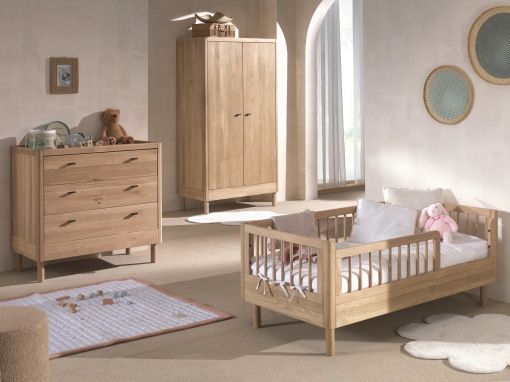 Set Complet Mobilier Cameră Copii Forrest Oak, din Lemn Masiv de Stejar, Natur: Pat Junior (70x140 cm), Comodă cu 3 Sertare și Dulap cu 2 Uși – Vipack