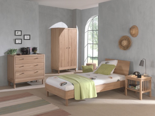 Set Complet Mobilier Camera Copii Forrest Oak, Pat 90x200 cm, Dulap cu 2 Uși, Noptieră și Comodă, din Lemn de Stejar, Natur – Vipack