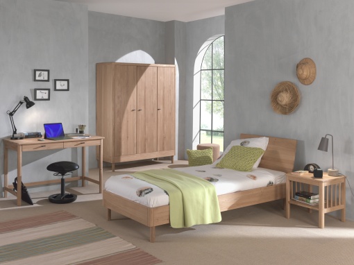 Set Complet Mobilier Camera Copii Forrest Oak, Pat 90x200 cm, Dulap cu 3 Uși, Noptieră și Birou, din Lemn de Stejar, Natur – Vipack