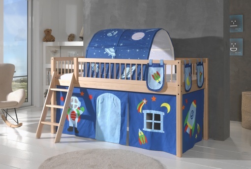 This FORREST BEECH combination in natural beech consists of a mid-high sleeper bed (90 x 200 cm) and a matching textile set.