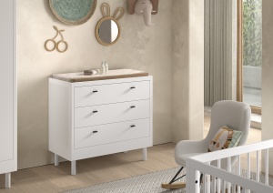 Set Complet Mobilier Cameră Bebelus Forrest Oak, din Lemn Masiv de Stejar, Alb: Pătuț Convertibil (70x140 cm), Comodă cu 3 Sertare și Dulap cu 2 Uși – Vipack - Img 5