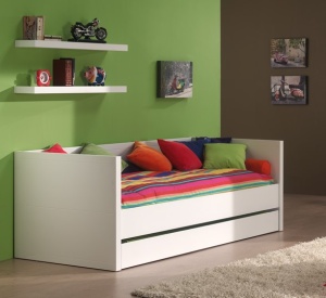 Set Dormitor Lara pentru Copii/Tineri, Alb – Pat Cabină 90x200 cm, Dulap 3 Uși, Sertar Pat și Polițe Perete – Vipack - Img 2