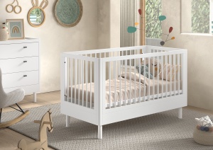 Set Mobilier Cameră Bebelus Forrest Beech, din Lemn Masiv de Fag, Alb: Pătuț (70x140 cm), Comodă cu 3 Sertare și Suport de Înfășat – Vipack - Img 1