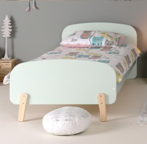 Set Mobilier Kiddy pentru Camera Copii – Pat 90x200 cm și Noptieră – Verde Mentă – Vipack - Img 3
