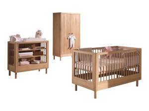 Set Complet Mobilier Cameră Bebelus Forrest Oak, din Lemn Masiv de Stejar, Natur: Pătuț Convertibil (70x140 cm), Masă de Înfășat și Dulap cu 2 Uși – Vipack - Img 5