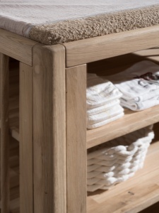 Set Complet Mobilier Cameră Bebelus Forrest Oak, din Lemn Masiv de Stejar, Natur: Pătuț Convertibil (70x140 cm), Masă de Înfășat și Dulap cu 2 Uși – Vipack - Img 7