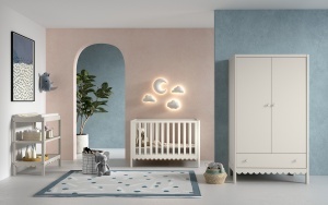 This SWINGO combination in clay consists of a baby bed (60 x 120 cm) with changing table and 2-door wardrobe.