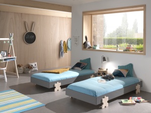 Set 4 paturi stivuibile pentru copii MODULO, gri, din MDF și pin masiv, cu somiere cu lamele incluse – Vipack - Img 1
