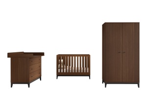 This ILYAS combination consists of a baby bed (60 × 120 cm), a dresser with changing board, and a two‑door wardrobe.