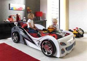 Set Pat Mașină BRAP BRAP și Saltea pentru Copii, 2 Piese, Alb (MDF) – Auto – Vipack