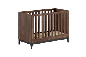 This ILYAS combination consists of a baby bed (60 × 120 cm), a chest of drawers with changing board, and a 3 door wardrobe. - Img 4