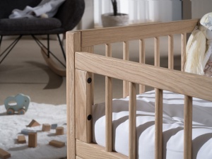 Set Complet Mobilier Cameră Copii Forrest Oak, din Lemn Masiv de Stejar, Natur: Pat Junior (70x140 cm), Comodă cu 3 Sertare și Dulap cu 2 Uși – Vipack - Img 3