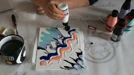 Cum sa faci un tablou cu pouring acrylic