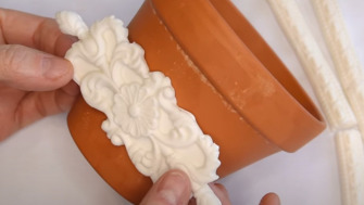 Cum să decorezi un ghiveci ceramic ∣ DIY Tehnica modelajului