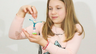Cum sa faci o bratara si un breloc cu noduri Shamballa by Carla