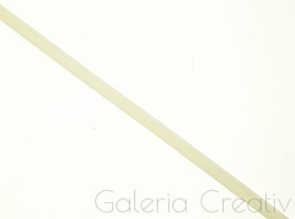 Panglica catifea crem 6mm x 5m