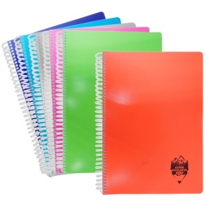 Caiet studentesc matematica cu spira culori diverse A4 70g 120 file Daco CT4120AR