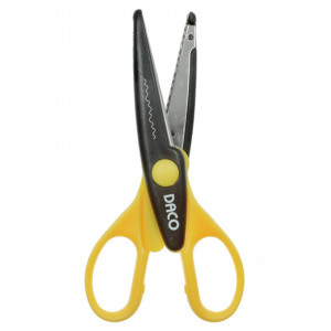 Foarfeca cu model maner galben/negru model-12 16cm Daco FF420