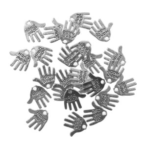 Pandantiv metalic argintiu mana inscriptie hand made 12x12mm 25/set