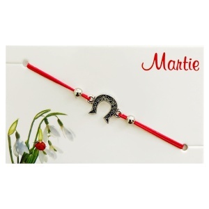 Bratara martisor fir elastic link metalic potcoava argintiu/rosu