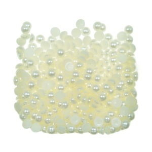 Jumatati perla plastic crem 6mm 20g