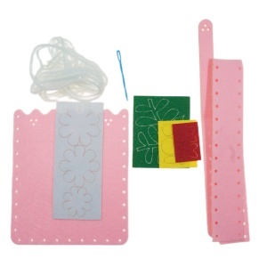 Set de cusut Gentuta din pasla 12x3,5x24cm roz - Img 2