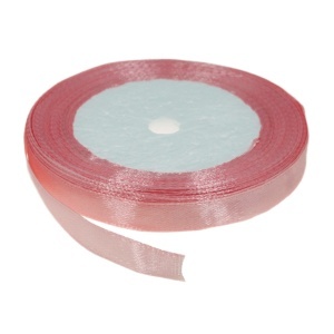 Panglica satinata roz coral deschis 10mm x 21m/rola