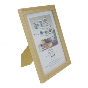 Rama foto lemn cu spate + picior poza 13x18cm dimensiune totala 15x20x1,2cm natur 088518